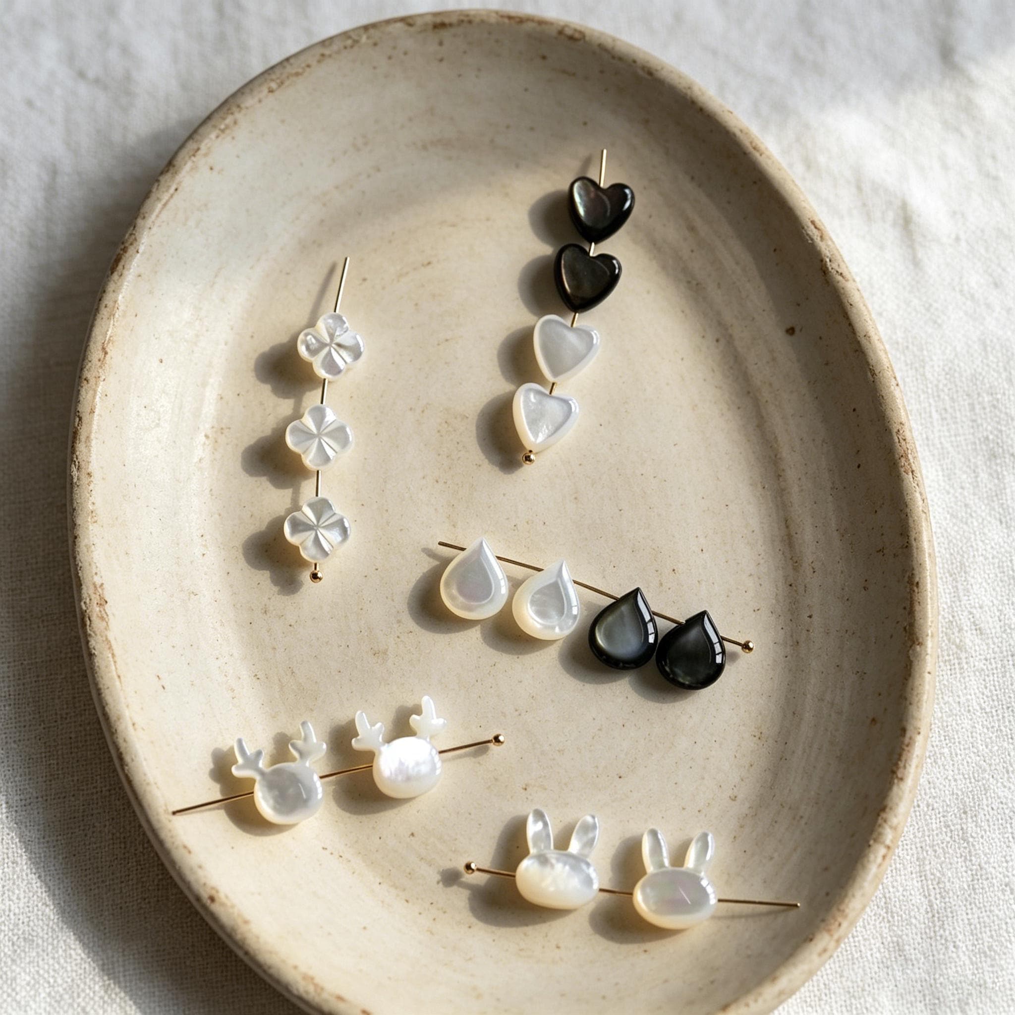 4pcs Double-Sided Shell Beads, Carved Mother of Pearl Beads for DIY Necklace, Handmade Jewelry (BK-005)
